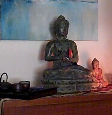 home-altar green-buddha